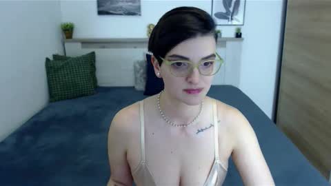 Snapshot of amylexy chatting on February 2, 2026, 7:01 pm Hi there guys My pleasure in your hands pvt is open online show from February 2, 2026, 7:01 pm