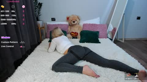 Snapshot of amymilson chatting on February 18, 2025, 5:10 pm amymilson online show from February 18, 2025, 5:10 pm