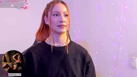 Snapshot of amypond__ chatting on October 6, 2025, 12:35 pm Amy online show from October 6, 2025, 12:35 pm