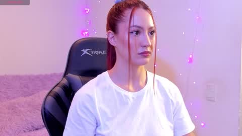 Snapshot of amypond__ chatting on October 10, 2025, 3:55 pm Amy online show from October 10, 2025, 3:55 pm