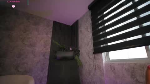 AMY WALKER online show from February 21, 2026, 9:16 pm