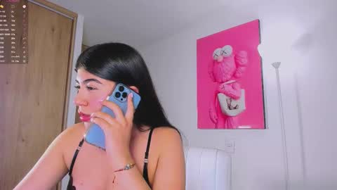 Ana online show from October 6, 2025, 7:33 pm