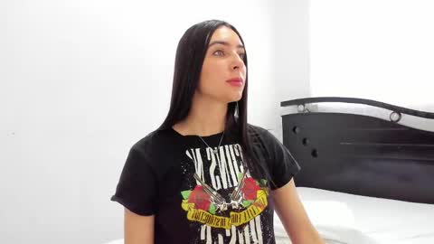 Snapshot of ana_castilo chatting on December 30, 2024, 11:26 am Ana  IG an castillo 1 online show from December 30, 2024, 11:26 am