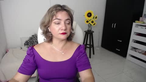 Snapshot of ana_hotmilf chatting on February 8, 2025, 3:00 pm Ana online show from February 8, 2025, 3:00 pm