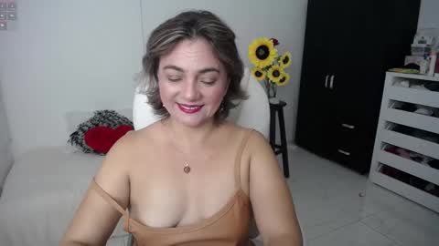 Snapshot of ana_hotmilf chatting on March 9, 2025, 11:25 pm Ana online show from March 9, 2025, 11:25 pm