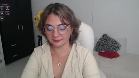 Snapshot of ana_hotmilfx chatting on March 6, 2025, 2:30 am ANA online show from March 6, 2025, 2:30 am