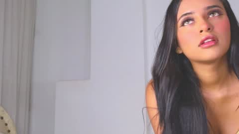 Snapshot of ana_maria11 chatting on January 10, 2025, 3:07 am Ana  online show from January 10, 2025, 3:07 am