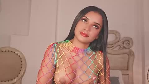 Snapshot of ana_maria11 chatting on March 3, 2025, 3:19 am Ana  online show from March 3, 2025, 3:19 am