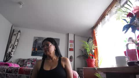 Ana online show from September 9, 2025, 4:28 pm