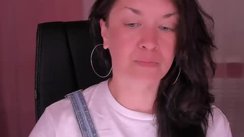 Snapshot of ana_mills chatting on June 26, 2026, 9:30 pm Ana online show from June 26, 2026, 9:30 pm