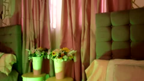 Snapshot of ana_riveros chatting on June 23, 2026, 9:02 pm online show from June 23, 2026, 9:02 pm