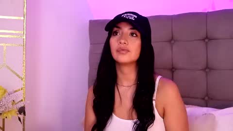 Snapshot of ana_riveros chatting on July 17, 2026, 8:46 pm online show from July 17, 2026, 8:46 pm