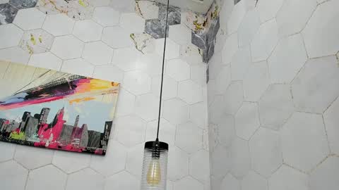 ANNA FUENTES online show from February 1, 2025, 5:07 am