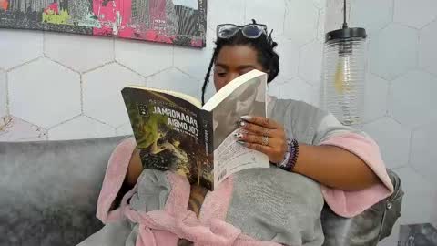 ANNA FUENTES online show from March 6, 2025, 10:36 pm