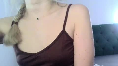 anabellaana11 online show from March 5, 2025, 2:34 pm