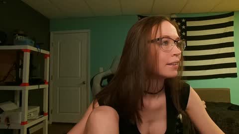 Anabelleleigh online show from February 10, 2026, 3:54 am