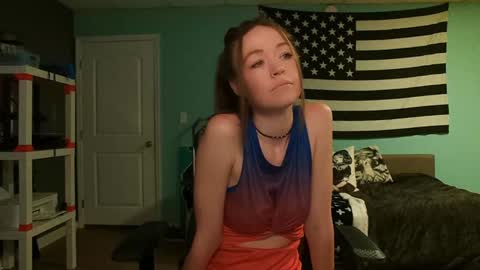 Anabelleleigh online show from March 8, 2026, 3:21 am