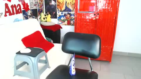 Snapshot of anabellered chatting on July 7, 2026, 7:23 am Ana online show from July 7, 2026, 7:23 am