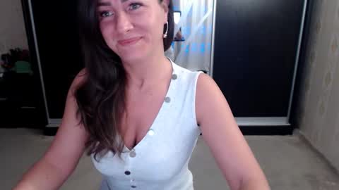 Snapshot of anabelsweet chatting on February 14, 2025, 2:28 am Milana online show from February 14, 2025, 2:28 am