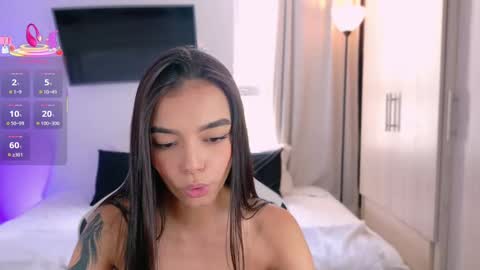 ANABEL WOLF  online show from October 2, 2025, 3:30 pm