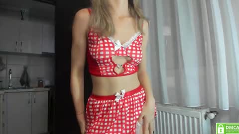 Anahi online show from October 10, 2025, 4:22 am