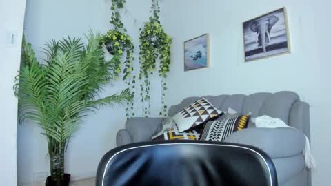 Anahi online show from March 12, 2025, 3:13 am