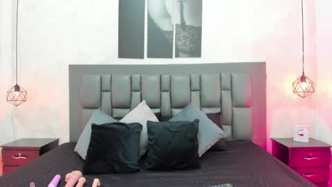 Snapshot of anahi_cardenas1 chatting on April 29, 2026, 11:22 pm anahi online show from April 29, 2026, 11:22 pm