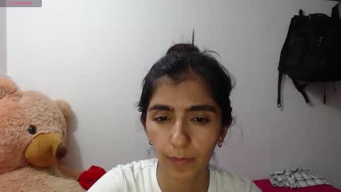 Anahi Browns online show from May 5, 2026, 11:46 pm