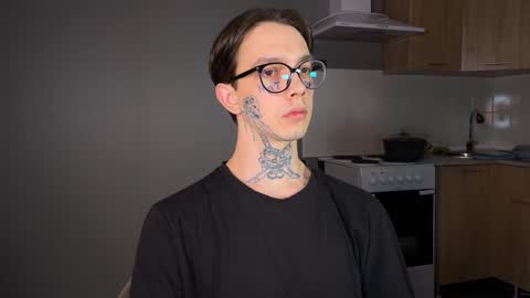 Snapshot of anahori_simon chatting on December 28, 2024, 3:15 pm simon online show from December 28, 2024, 3:15 pm