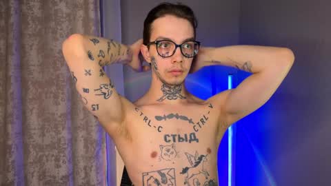 Snapshot of anahori_simon chatting on January 7, 2025, 4:18 am simon online show from January 7, 2025, 4:18 am