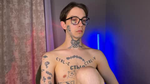 Snapshot of anahori_simon chatting on January 17, 2025, 6:54 pm simon online show from January 17, 2025, 6:54 pm