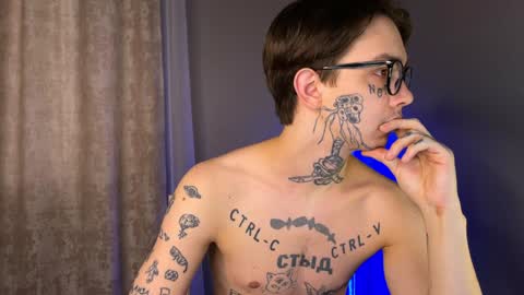 Snapshot of anahori_simon chatting on January 18, 2025, 7:49 am simon online show from January 18, 2025, 7:49 am