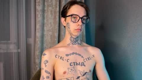 Snapshot of anahori_simon chatting on February 4, 2025, 8:49 pm simon online show from February 4, 2025, 8:49 pm