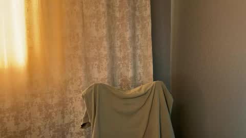 Snapshot of anahori_simon chatting on February 9, 2025, 1:25 pm simon online show from February 9, 2025, 1:25 pm