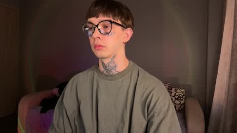 Snapshot of anahori_simon chatting on October 1, 2025, 4:18 am simon online show from October 1, 2025, 4:18 am