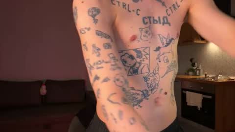 Snapshot of anahori_simon chatting on October 18, 2025, 12:24 am simon online show from October 18, 2025, 12:24 am