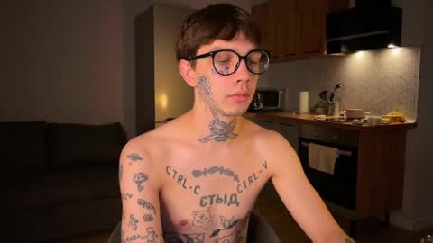 Snapshot of anahori_simon chatting on October 23, 2025, 1:05 am simon online show from October 23, 2025, 1:05 am