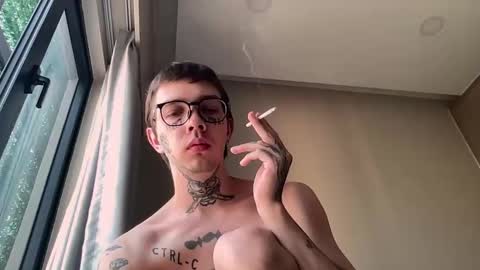 Snapshot of anahori_simon chatting on February 22, 2026, 12:56 am simon online show from February 22, 2026, 12:56 am