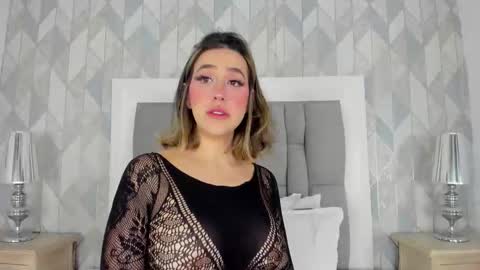   online show from November 1, 2025, 11:34 am