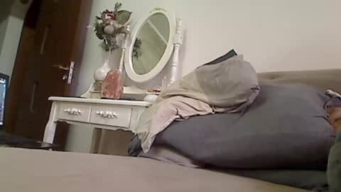 Snapshot of anaiserebel chatting on February 8, 2025, 7:04 am anaiserebel online show from February 8, 2025, 7:04 am