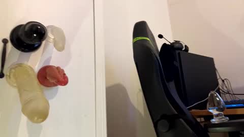 Snapshot of analass_ chatting on September 22, 2025, 10:28 am analass_ online show from September 22, 2025, 10:28 am