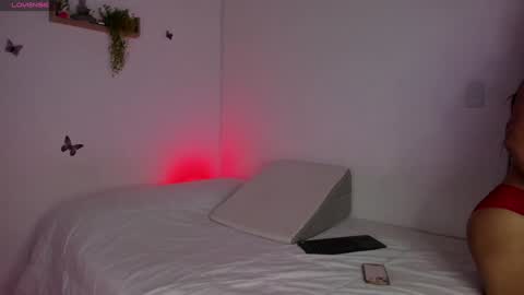 Snapshot of analia_collins chatting on December 10, 2024, 2:17 pm Ana online show from December 10, 2024, 2:17 pm