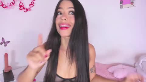 Snapshot of analia_collins chatting on February 22, 2025, 3:12 am Ana online show from February 22, 2025, 3:12 am