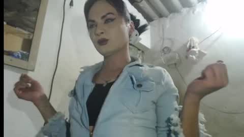 Analia smith online show from July 29, 2026, 7:39 am