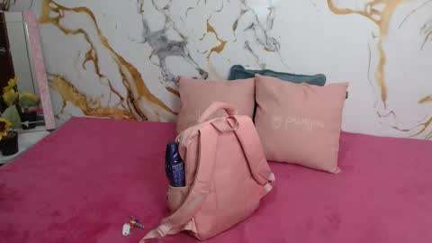 Snapshot of analiz_ chatting on February 8, 2026, 4:49 am analiz_ online show from February 8, 2026, 4:49 am