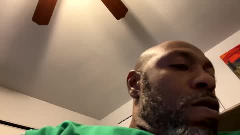 Snapshot of analluvz chatting on January 13, 2025, 5:55 am Luv online show from January 13, 2025, 5:55 am