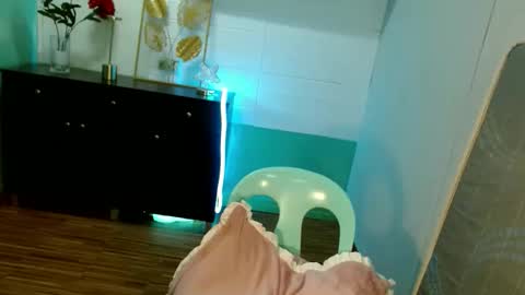 Thena online show from September 30, 2025, 10:15 pm