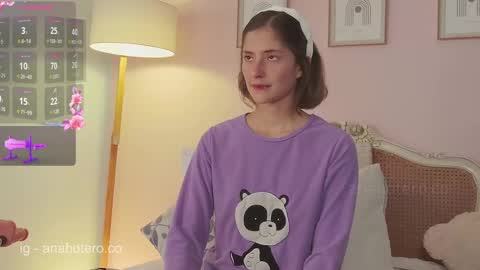 Ana Mara Botero online show from March 5, 2025, 8:10 pm