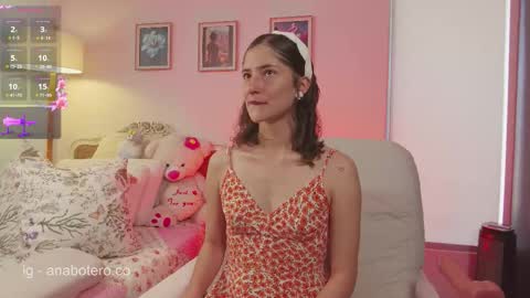 Ana Mara Botero online show from October 14, 2025, 8:31 pm