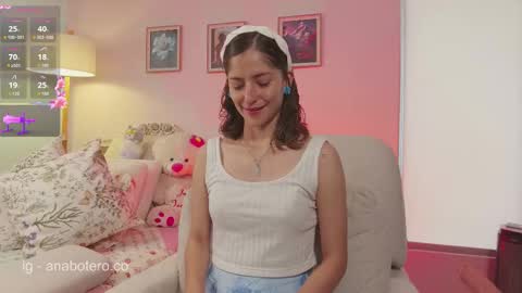 Ana Mara Botero online show from October 23, 2025, 7:12 pm